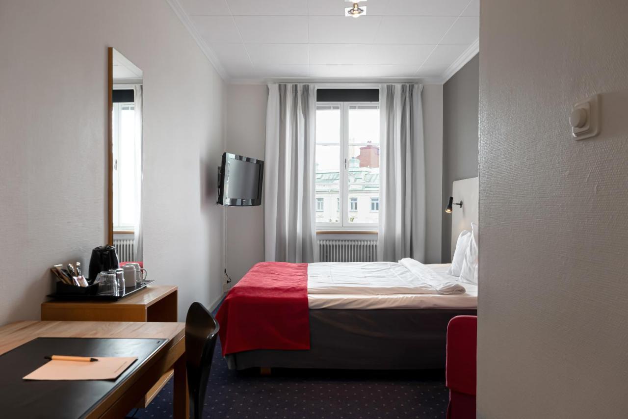 Hotel Bishops Arms Strängnäs Kültér fotó